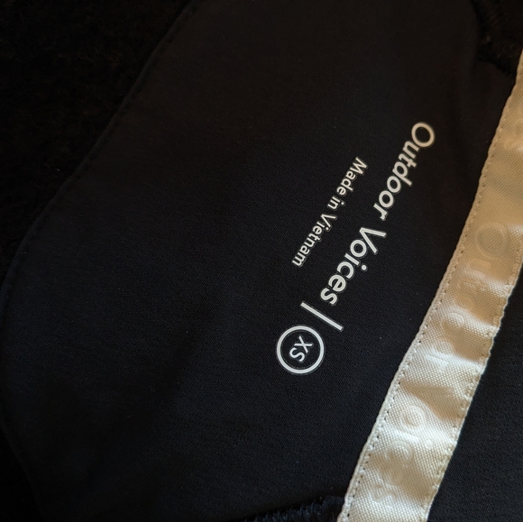 Outdoor Voices Megafleece Half-Zip Hoodie, black, XS - Picture 6 of 6